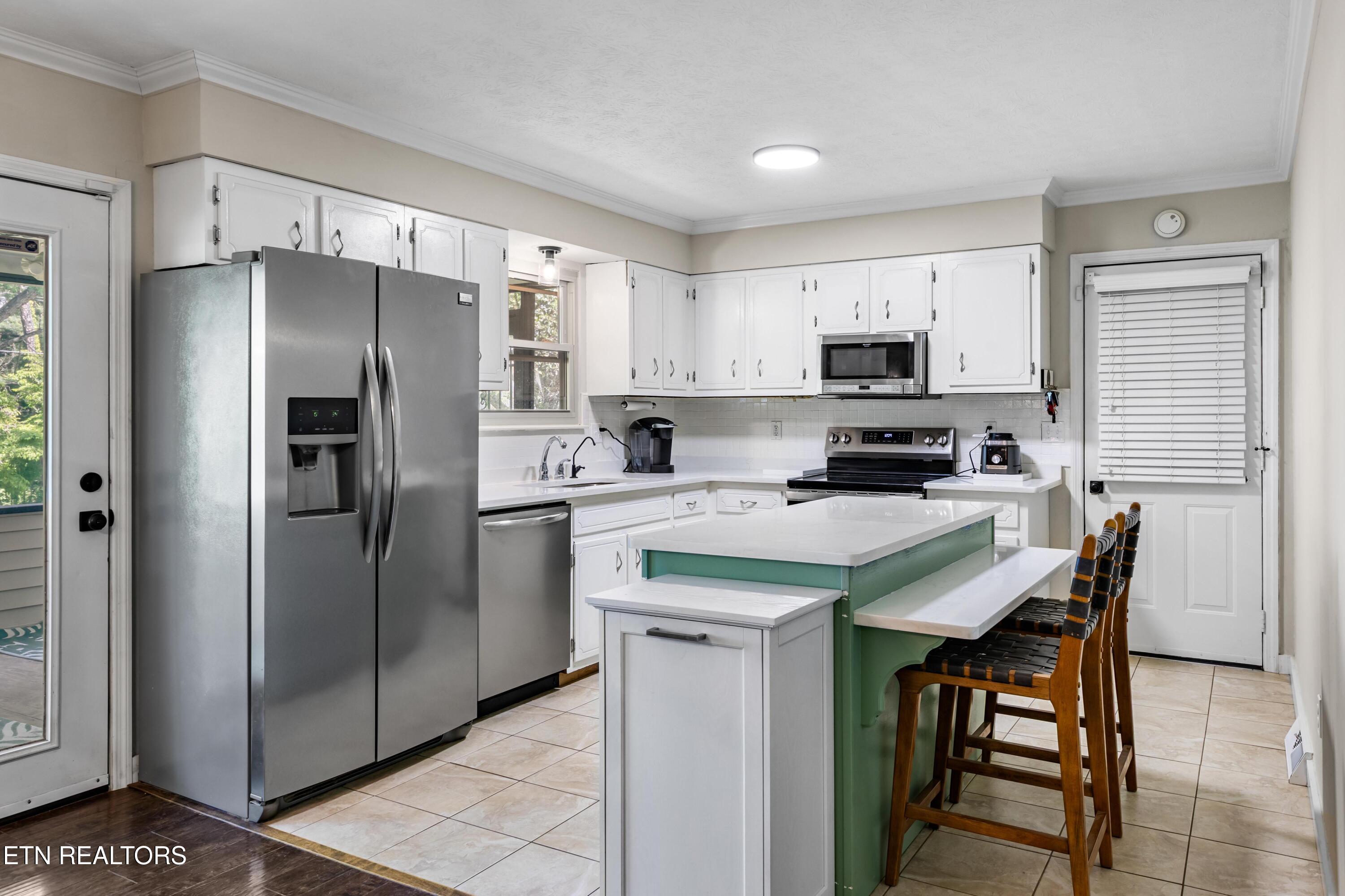 112 Shannon Road Jacksboro, TN 37757 - Photo 8 of 32 030A7834