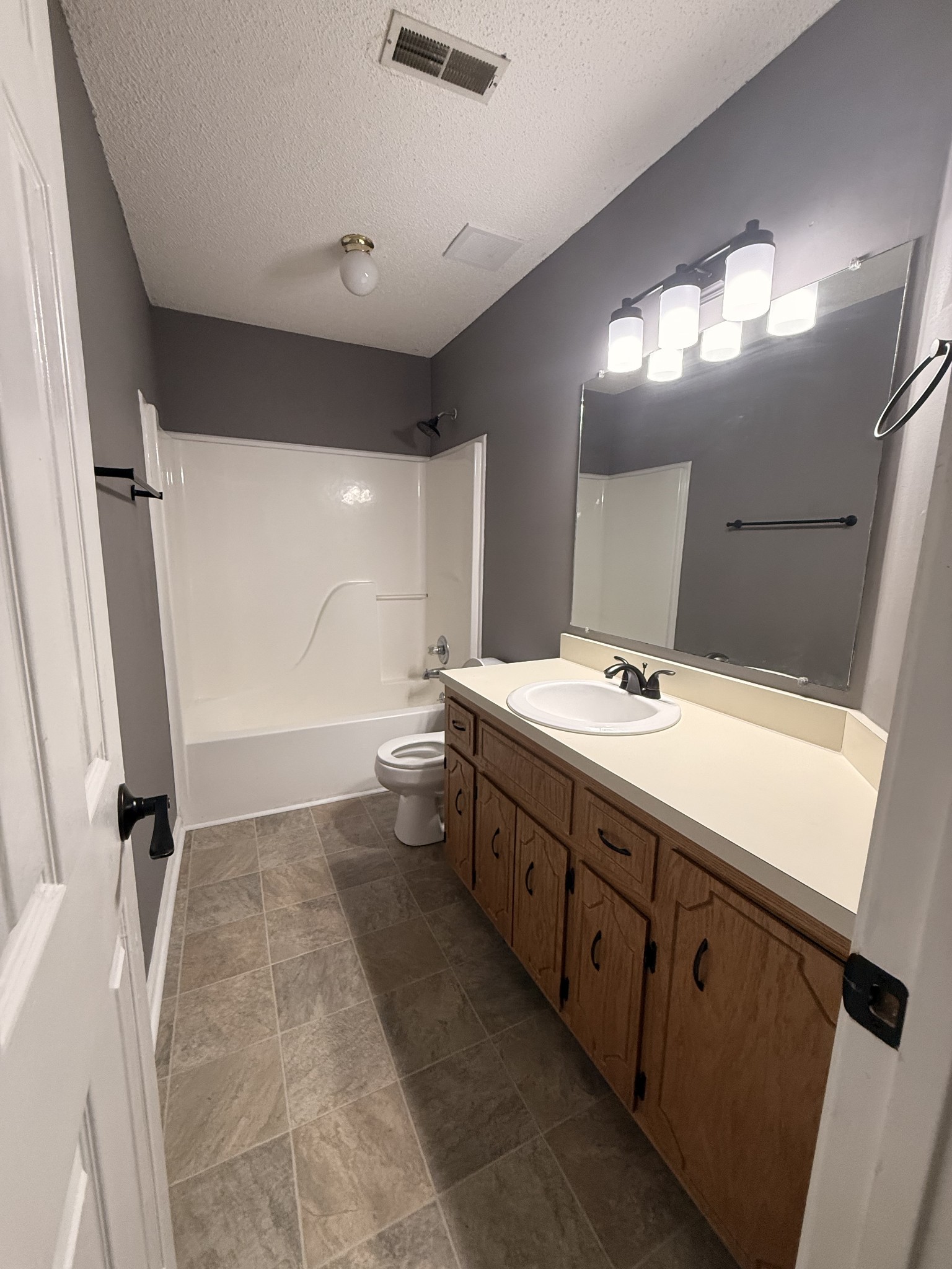 1037 Summerhaven Road Clarksville, TN 37042 - Photo 10 of 13