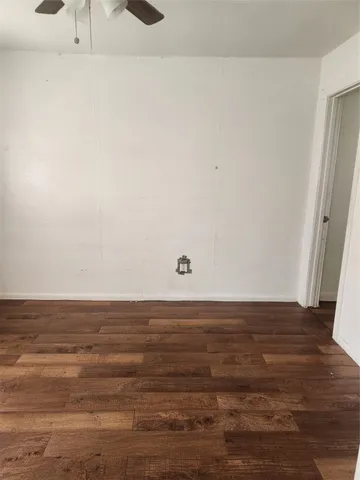 $725 | 1016 Miles Street, Unit 3, Rosenberg, TX 77471