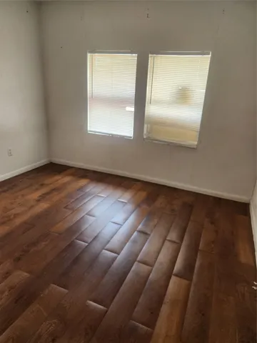 $725 | 1016 Miles Street, Unit 3, Rosenberg, TX 77471