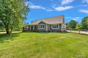13205 Hogan Road Linden, MI 48451 - Photo 41 of 44 Gallery Image 41
