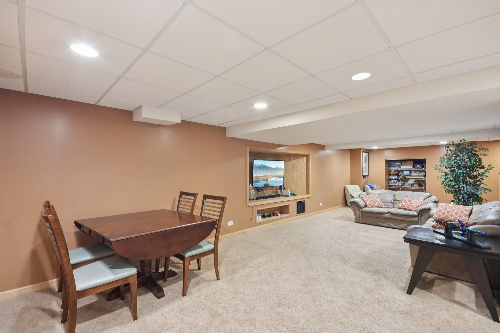 2590 Hennig Road Hampshire, IL 60140 - Photo 22 of 32 Gallery Image 22
