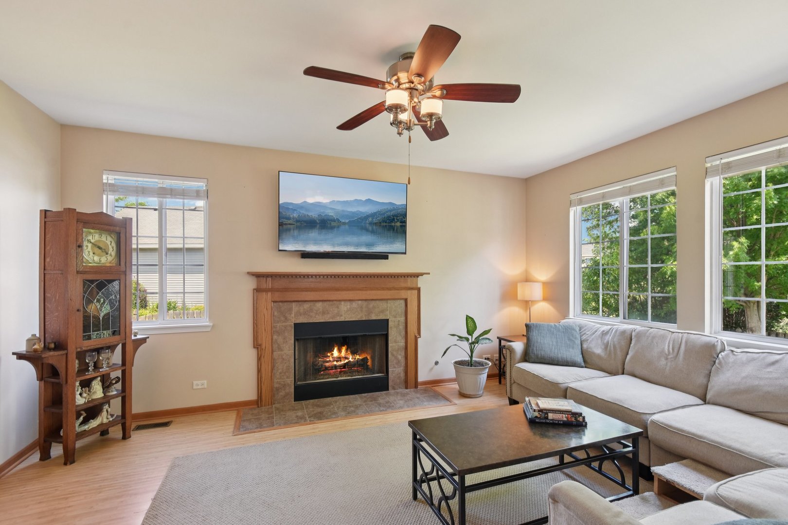 2590 Hennig Road Hampshire, IL 60140 - Photo 8 of 32 Gallery Image 8