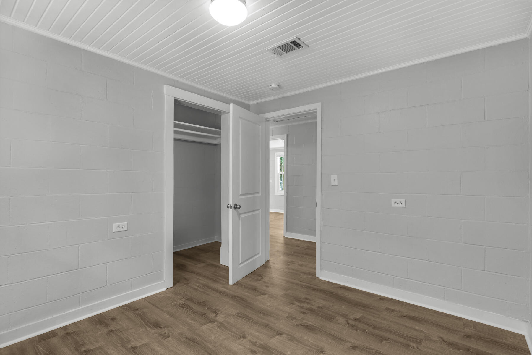 771 Alaqua Drive Freeport, FL 32439 - Photo 19 of 23 a view of an empty room