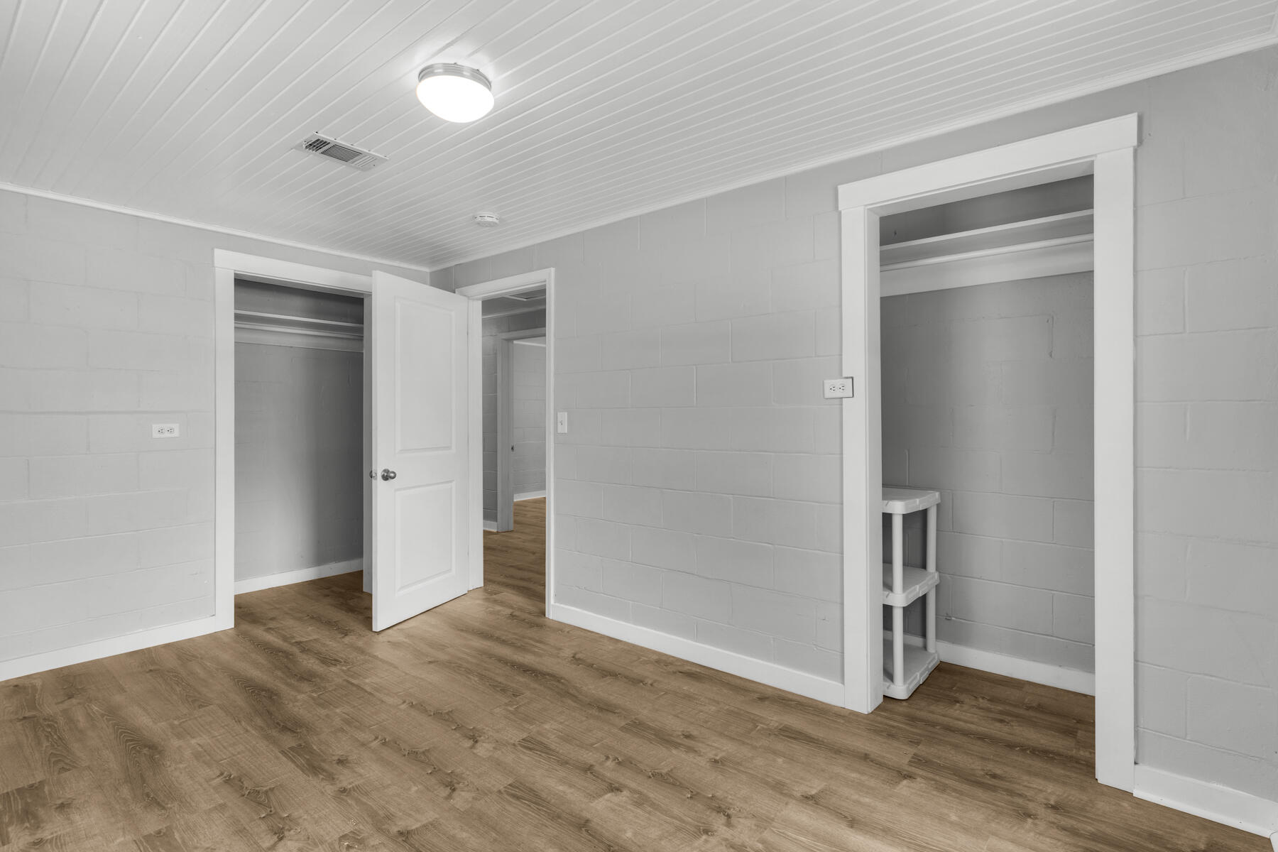 771 Alaqua Drive Freeport, FL 32439 - Photo 21 of 23 a view of an empty room