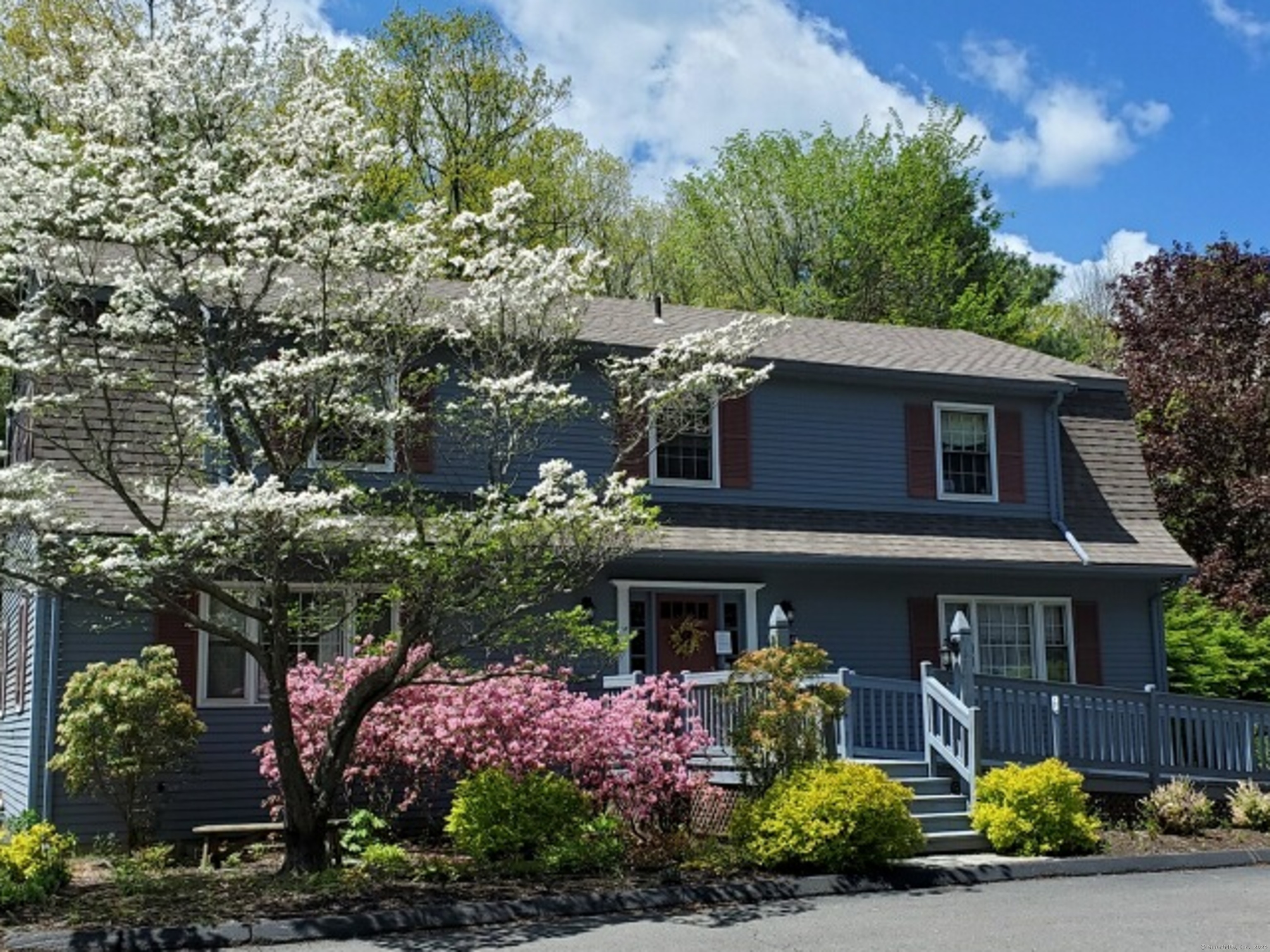 101 River Road Canton, CT 06019 - Photo 1 of 1 Gallery Image 1