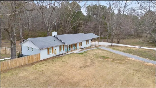$384,900 | 1120 Friendship Road, Somerville, AL 35670