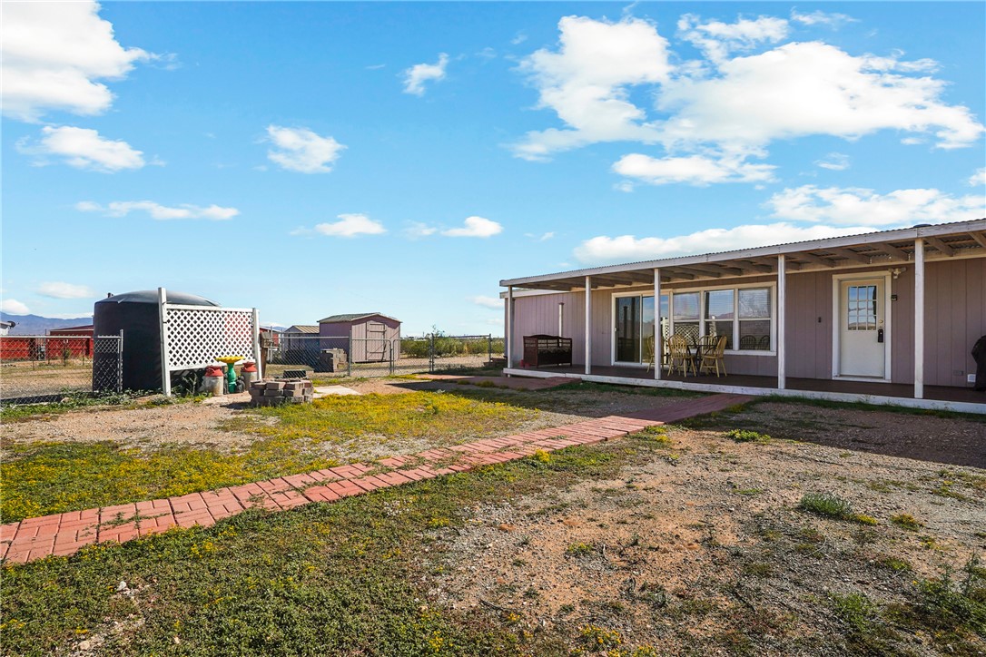 1354 Don Luis Road Golden Valley, AZ 86413 - Photo 35 of 49 Yard