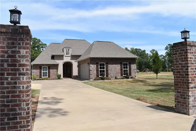$349,000 | 871 Highway 3191, Natchitoches, LA 71457