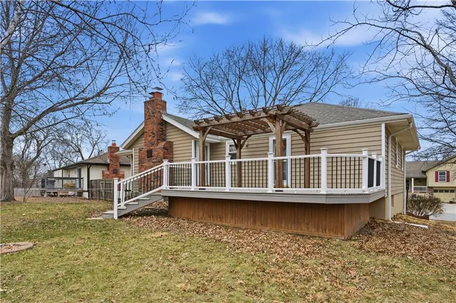 $325,000 | 1619 Southeast Boone Trail, Lee's Summit, MO 64063