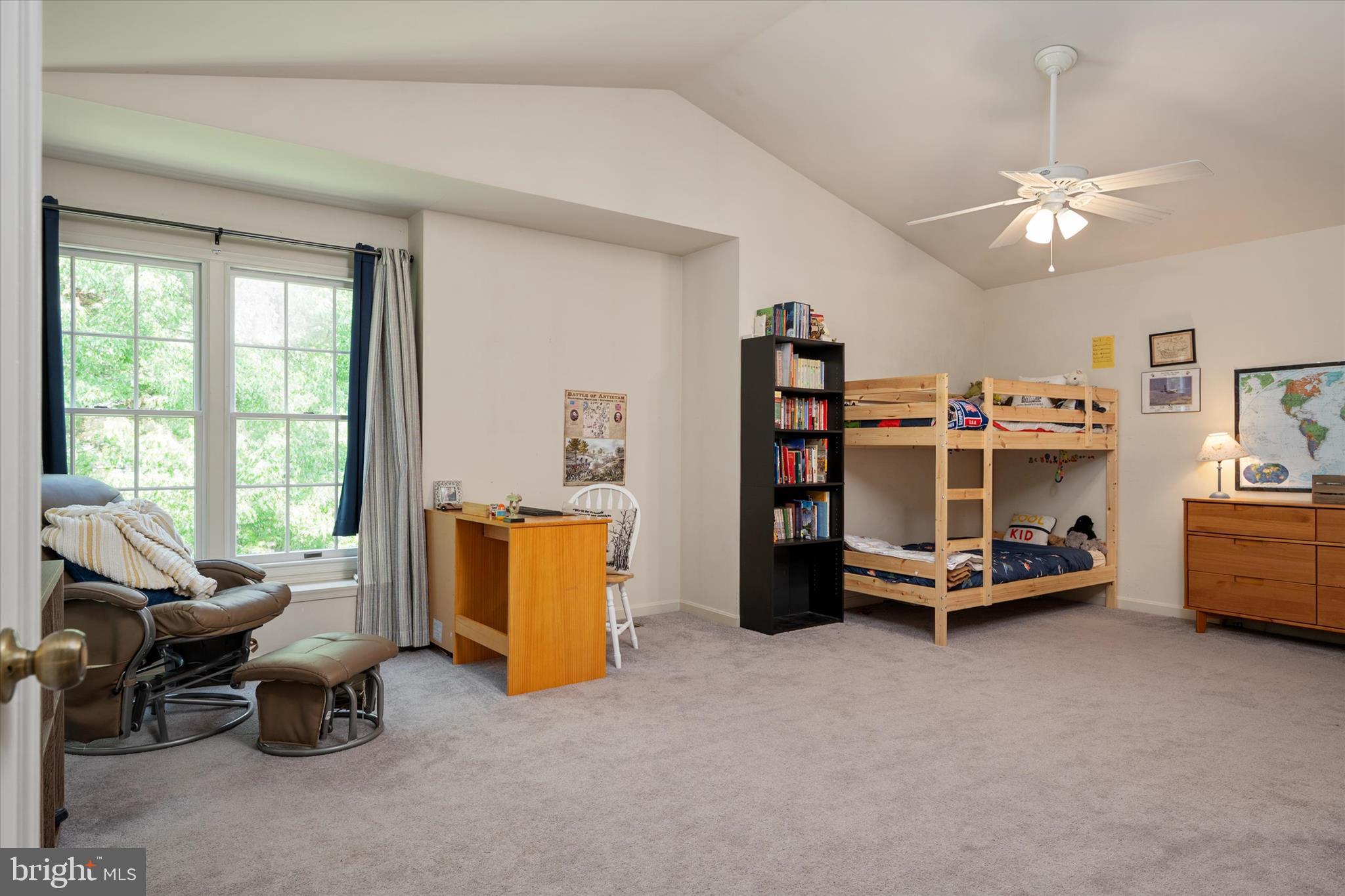 147 Spring Pl Way Annapolis, MD 21401 - Photo 22 of 45 HUGE Bedroom #3
