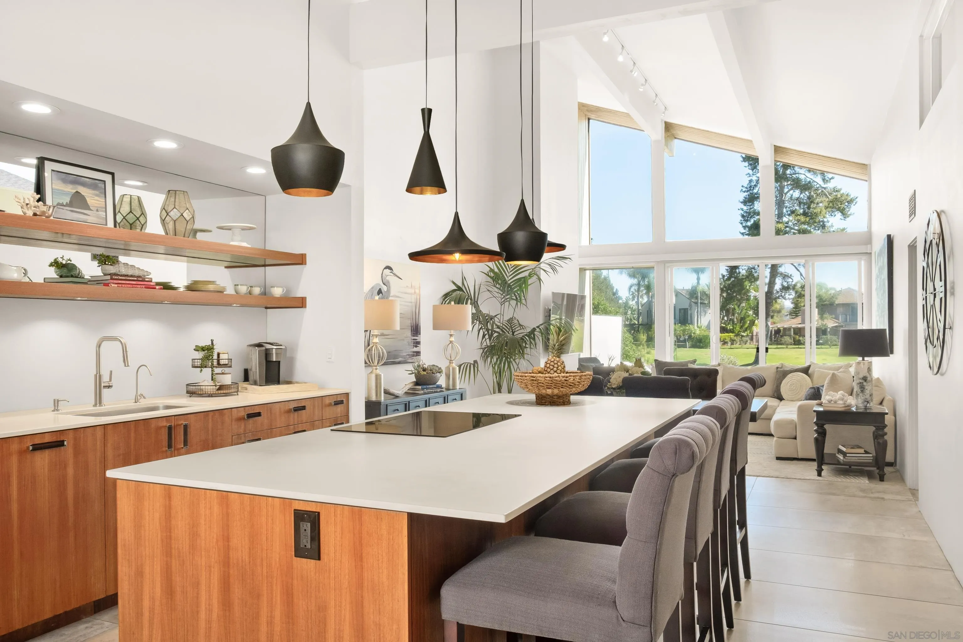 119 Via Coronado Rancho Santa Fe, CA 92091 - Photo 1 of 33