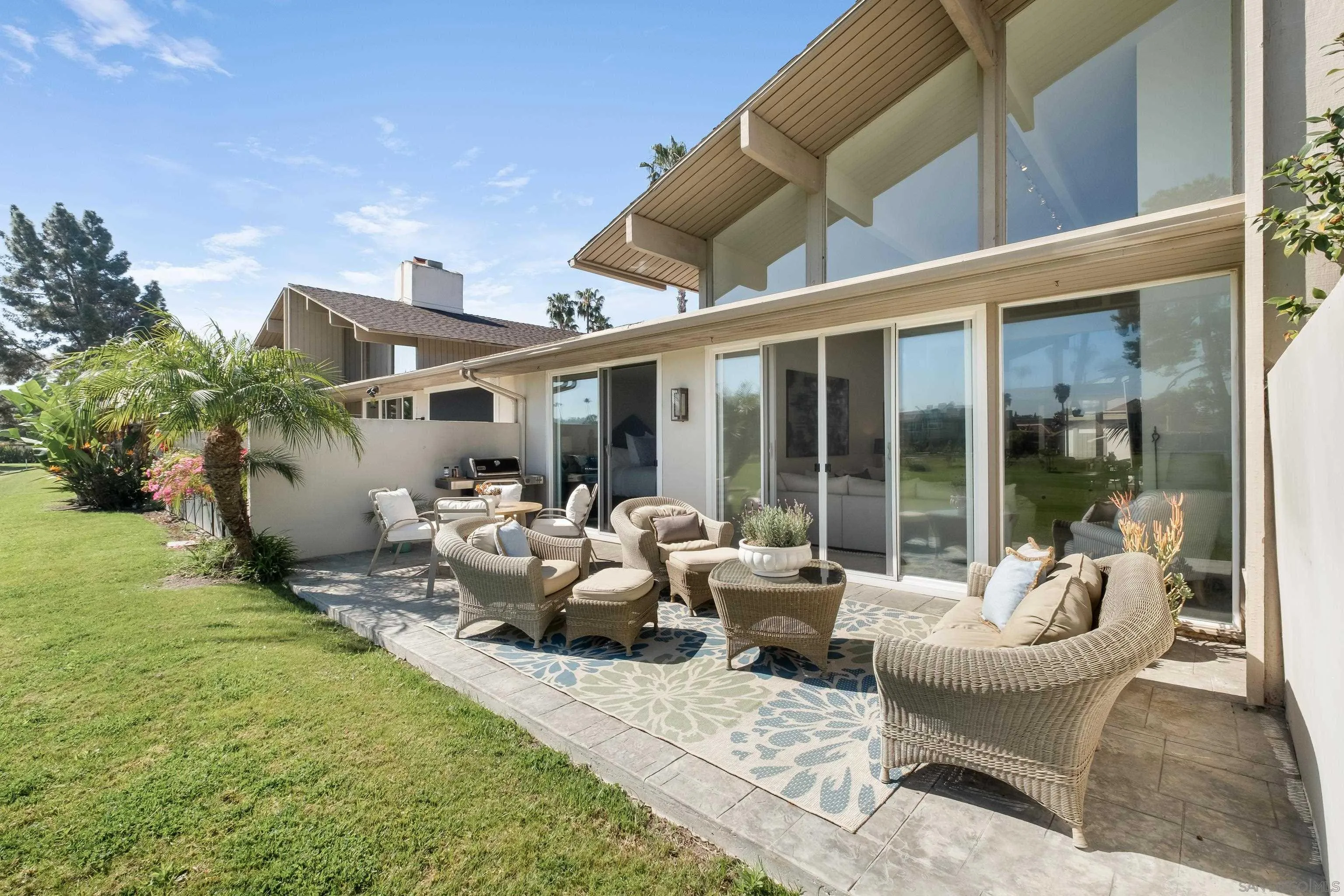 119 Via Coronado Rancho Santa Fe, CA 92091 - Photo 18 of 33