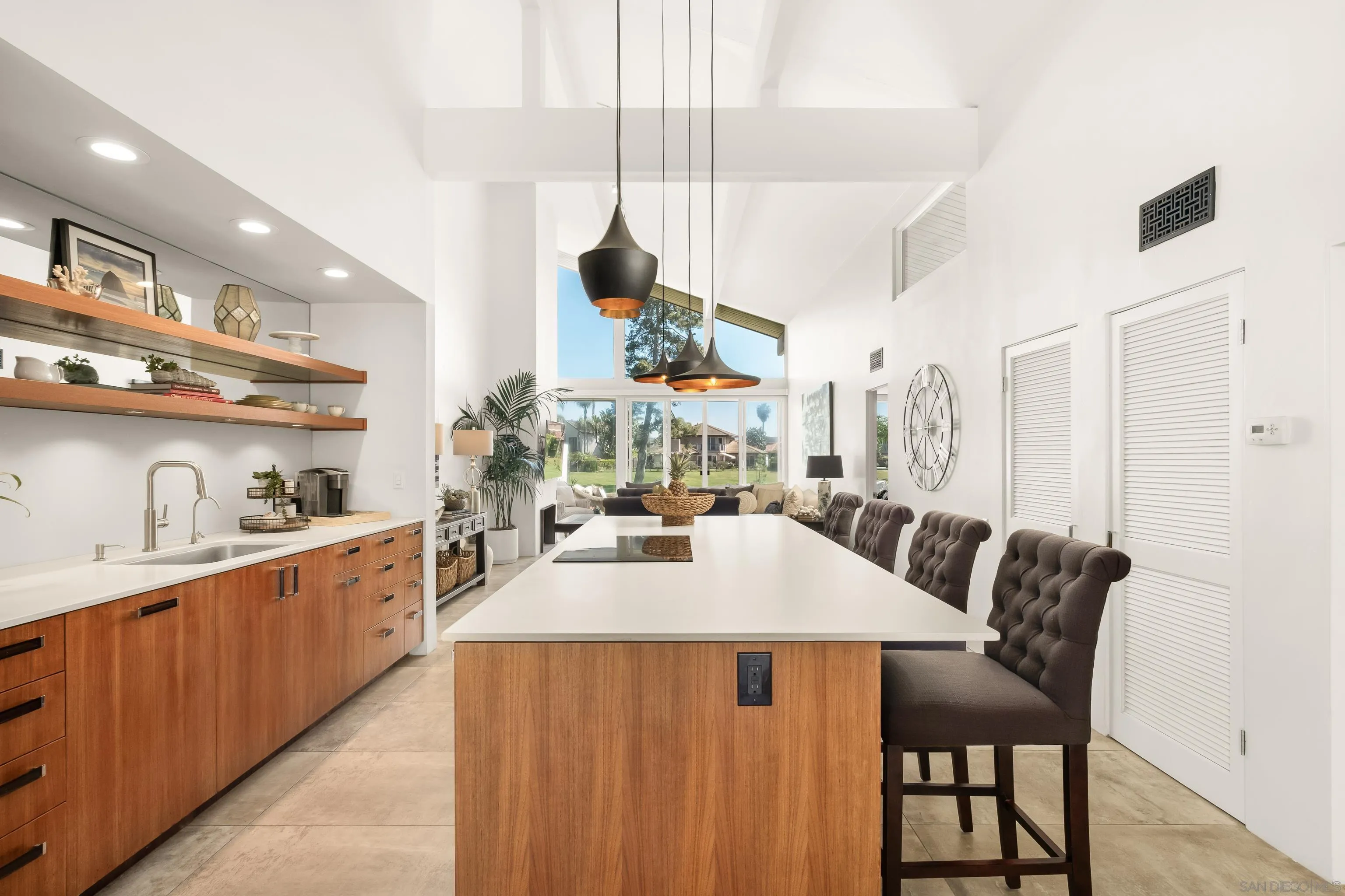 119 Via Coronado Rancho Santa Fe, CA 92091 - Photo 7 of 33