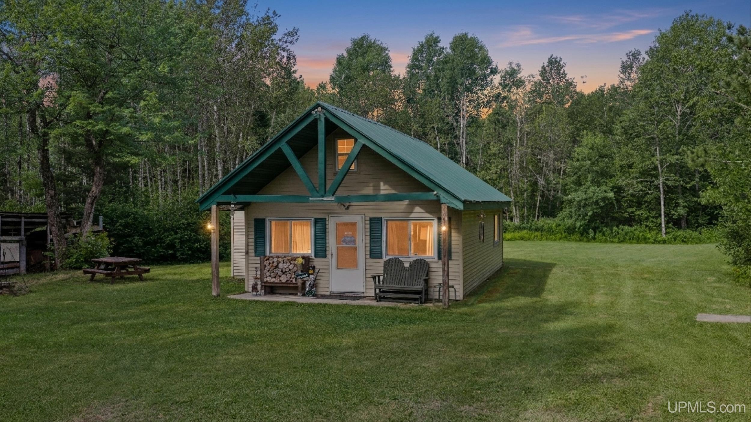 7854 38 Road Rapid River, MI 49878 - Photo 15 of 16