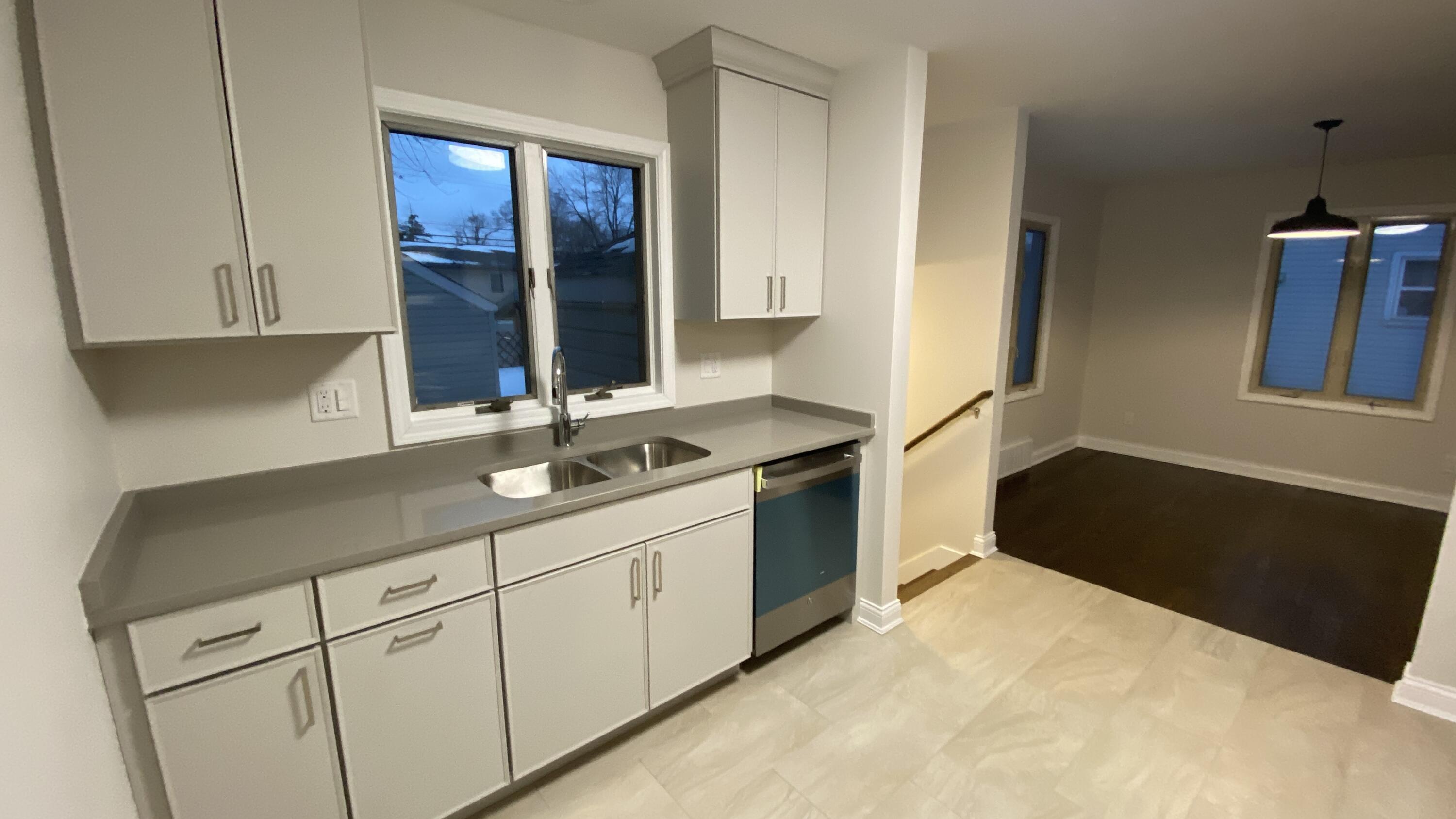 408 North Griffith Boulevard Griffith, IN 46319 - Photo 5 of 61 3000x1687