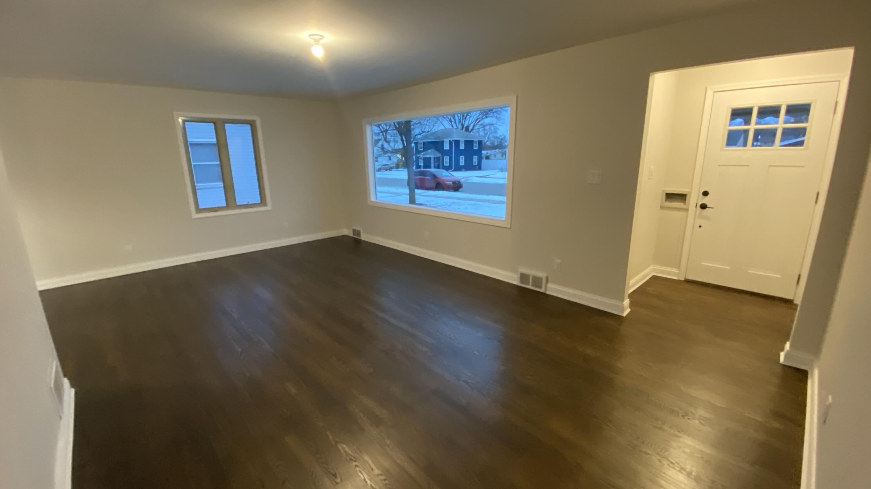 408 North Griffith Boulevard Griffith, IN 46319 - Photo 6 of 61 3000x1687