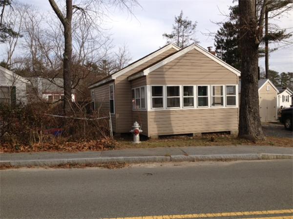 118 Swifts Beach Road Wareham, MA 02571 - Photo 3 of 13 Gallery Image 3