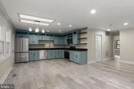 $2,500 | 5470 Gloucester Road, Columbia, MD 21044