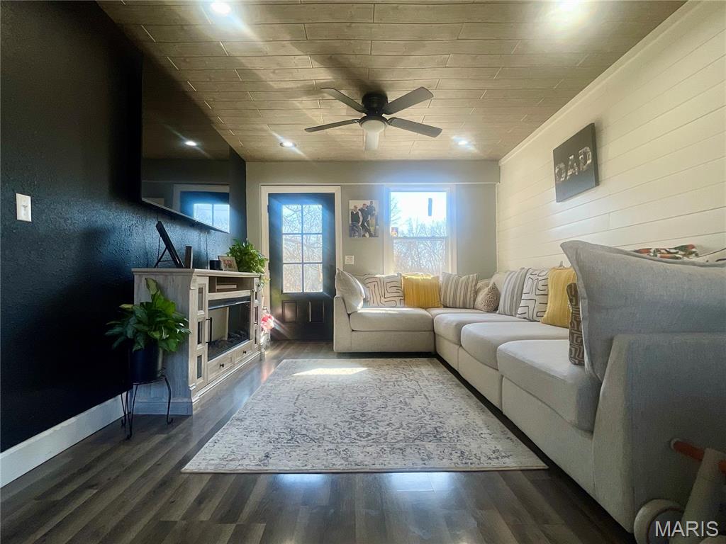 313 Keeth Road Crocker, MO 65452 - Photo 5 of 24