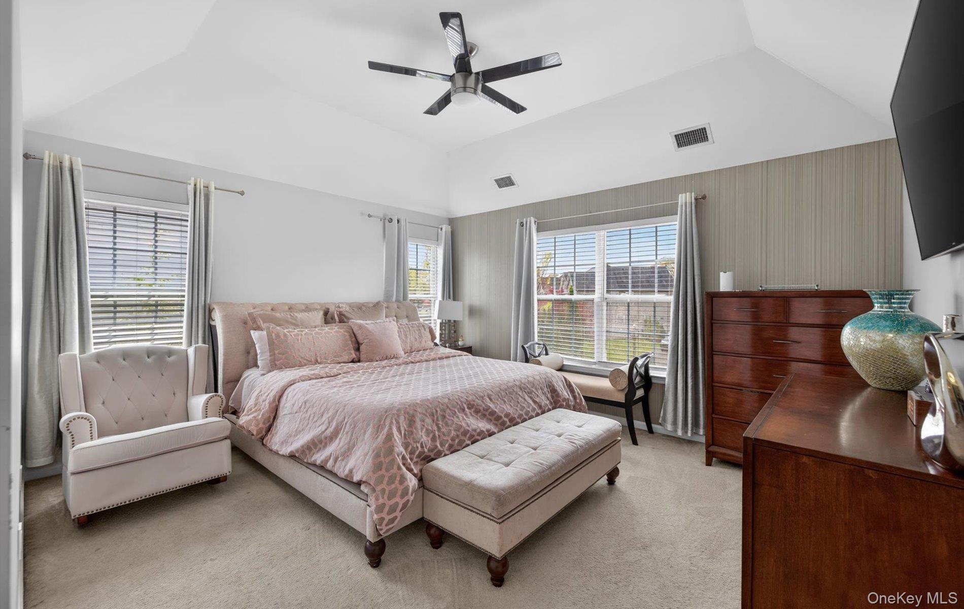 875 Otsego Road West Hempstead, NY 11552 - Photo 20 of 37
