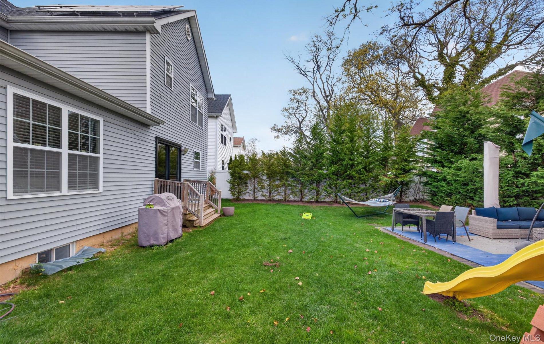 875 Otsego Road West Hempstead, NY 11552 - Photo 33 of 37