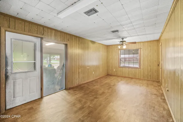 $149,900 | 893 South 8th Street, Chipley, FL 32428