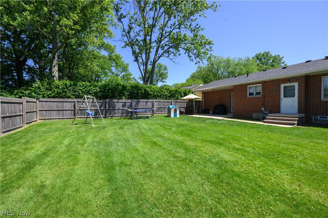 1243 Garman Road Akron, OH 44313 - Photo 6 of 21 View of yard