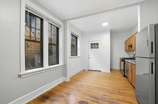 $1,695 | 2336 West Addison Street, Unit I2, Chicago, IL 60618