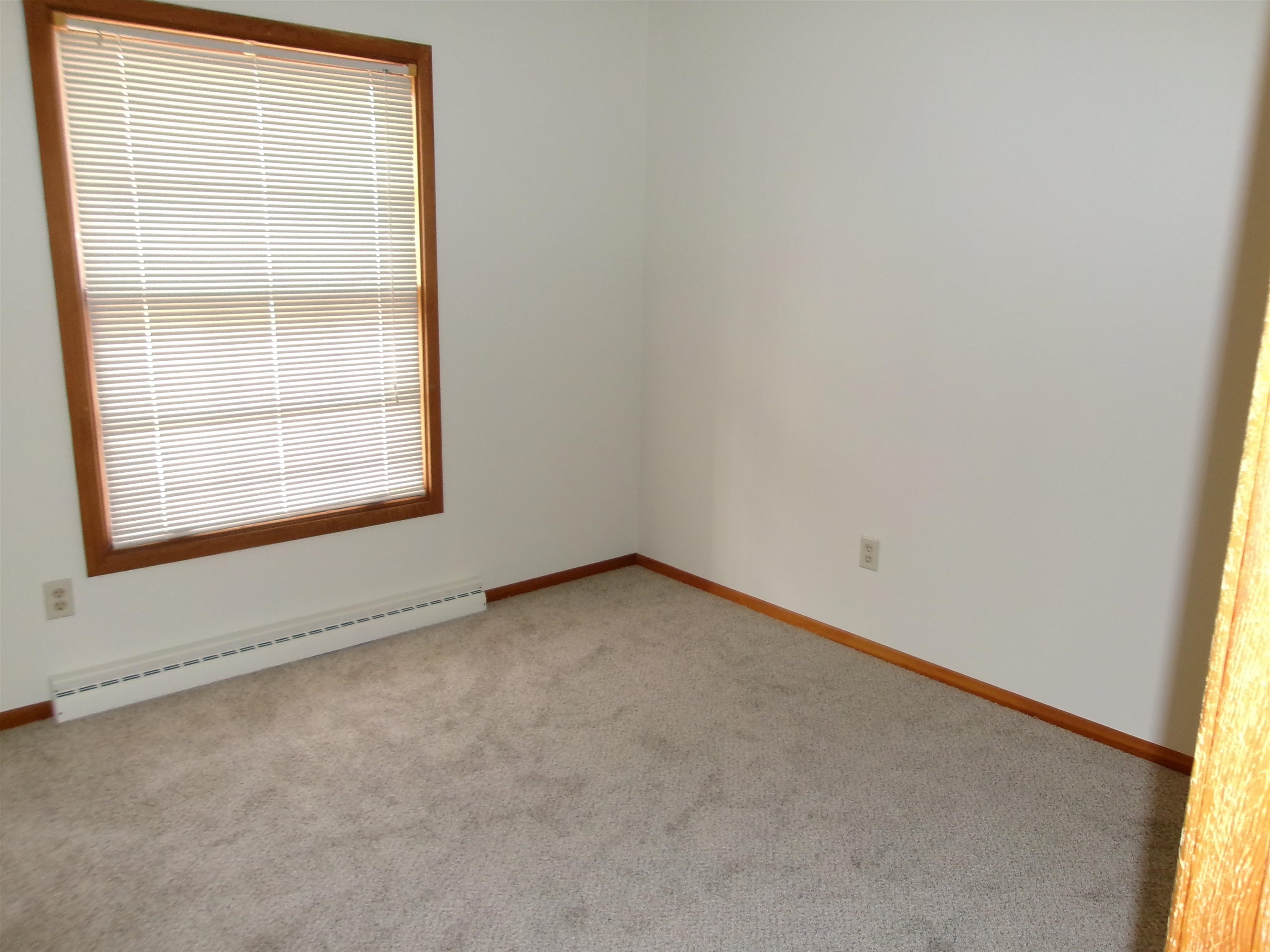 2517 Rock Street Peru, IL 61354 - Photo 7 of 12