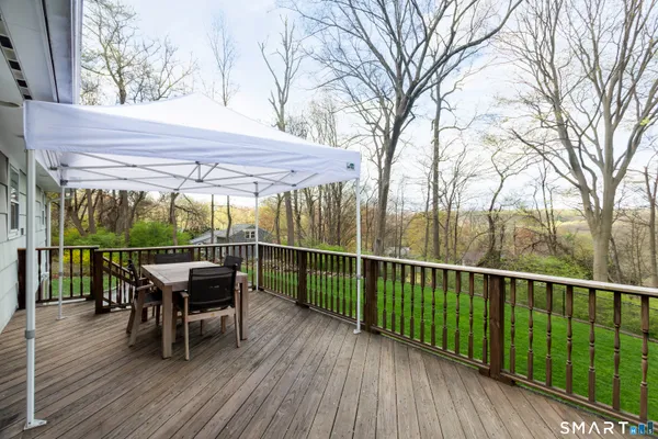$625,000 | 54 Bunnell Circle, Fairfield, CT 06825