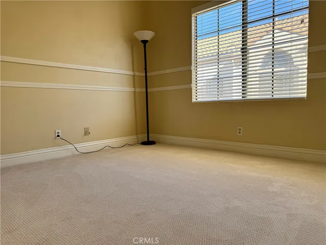 $459,000 | 18110 Erik Court, Unit 592, Canyon Country, CA 91387