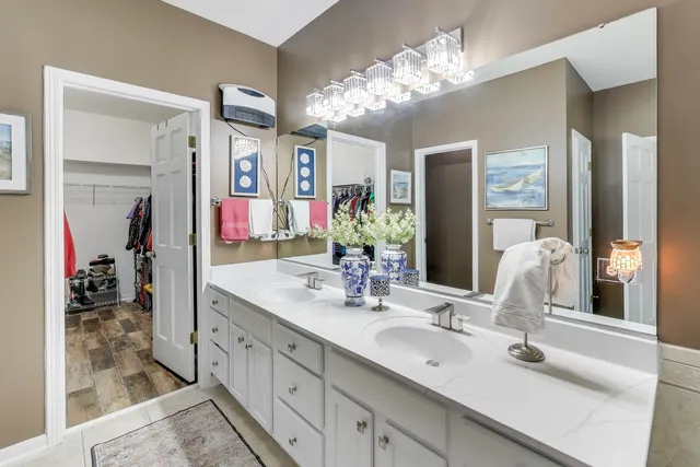 $525,000 | 14267 Castlebar Trail, Woodstock, IL 60098