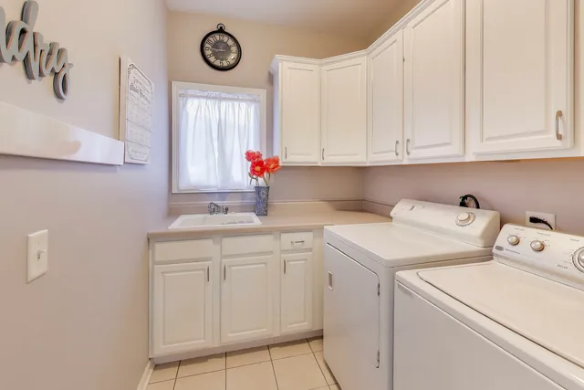 $525,000 | 14267 Castlebar Trail, Woodstock, IL 60098