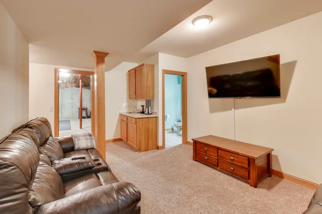 $525,000 | 14267 Castlebar Trail, Woodstock, IL 60098