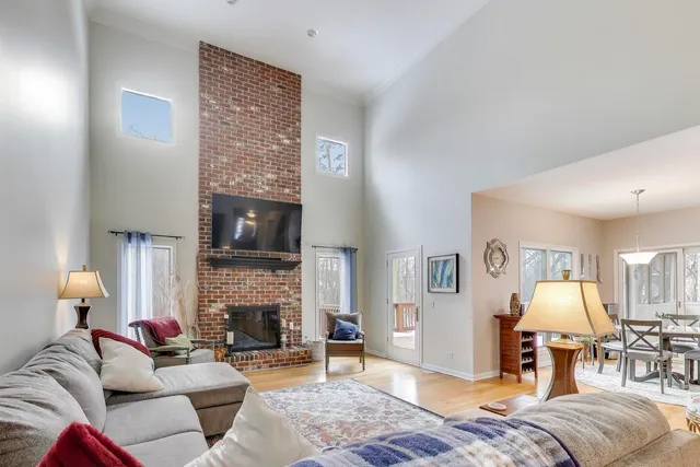 $525,000 | 14267 Castlebar Trail, Woodstock, IL 60098