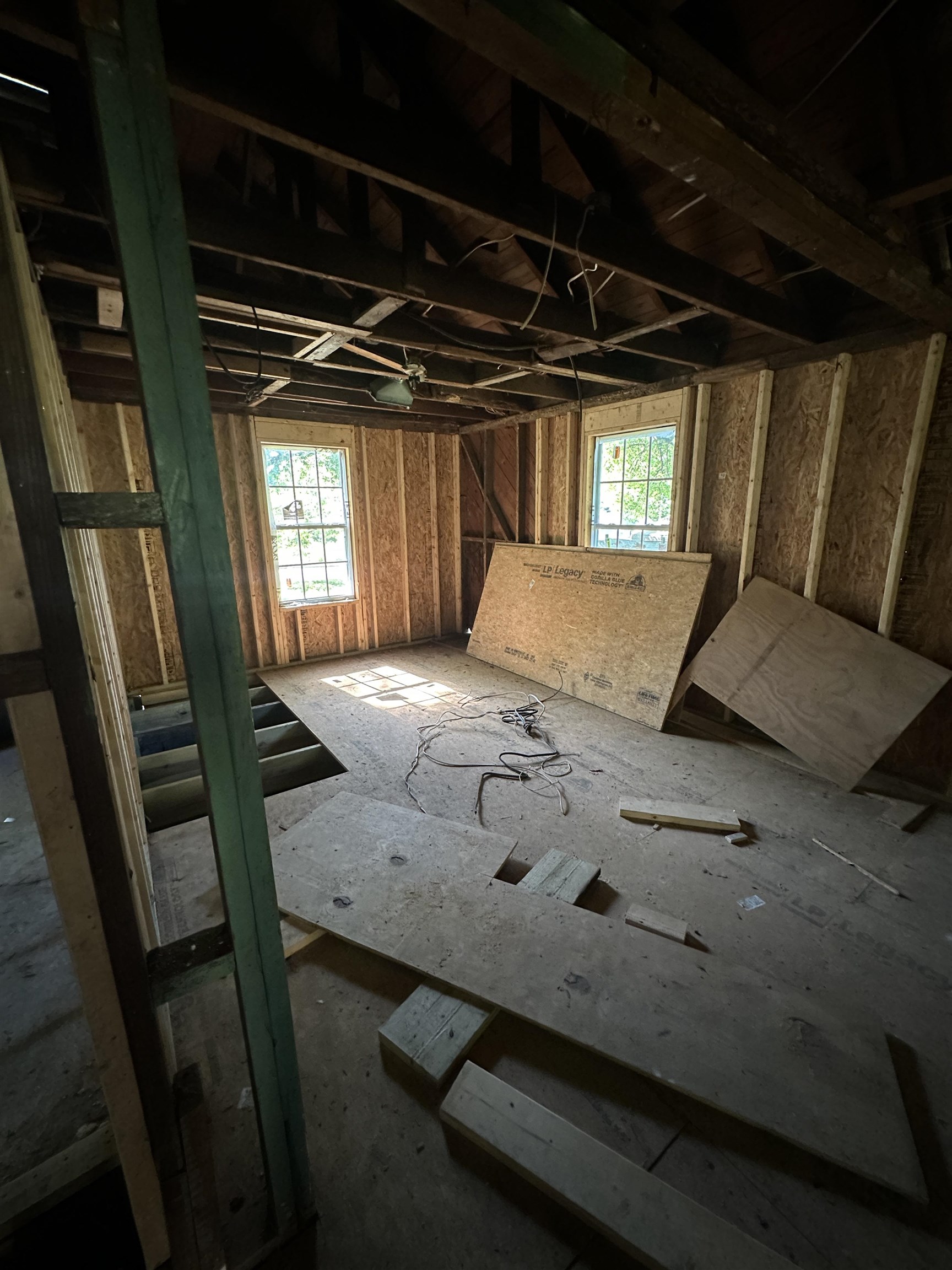 3064 Meadowbrook Road Memphis, TN 38109 - Photo 11 of 14 Miscellaneous room featuring healthy amount of natural light