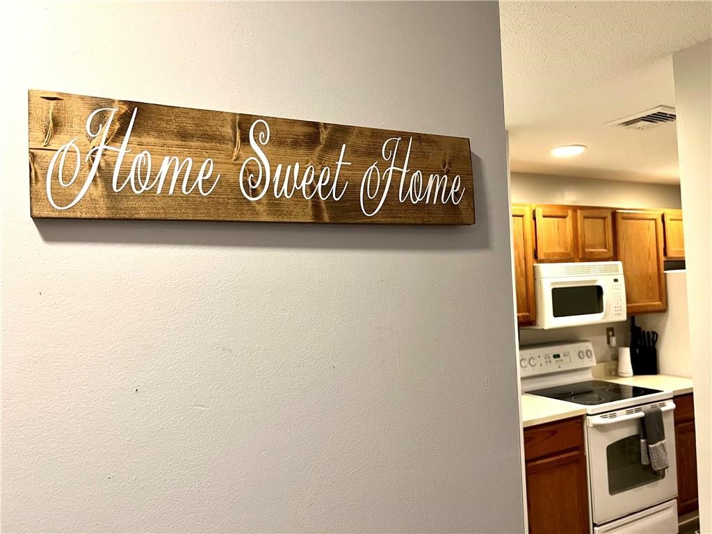 3524 West Shore Road, Unit 605 Warwick, RI 02886 - Photo 9 of 19