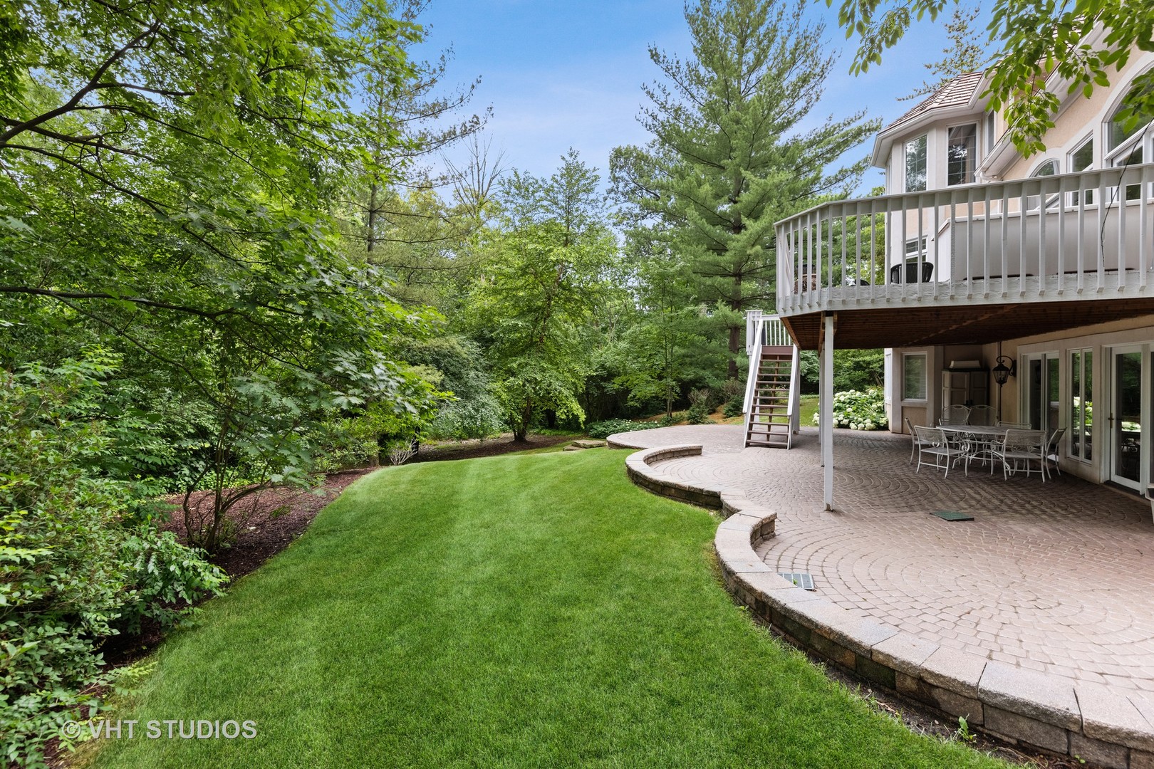 9301 Falling Waters Drive East Burr Ridge, IL 60527 - Photo 3 of 44 a view of a house with backyard porch and sitting area