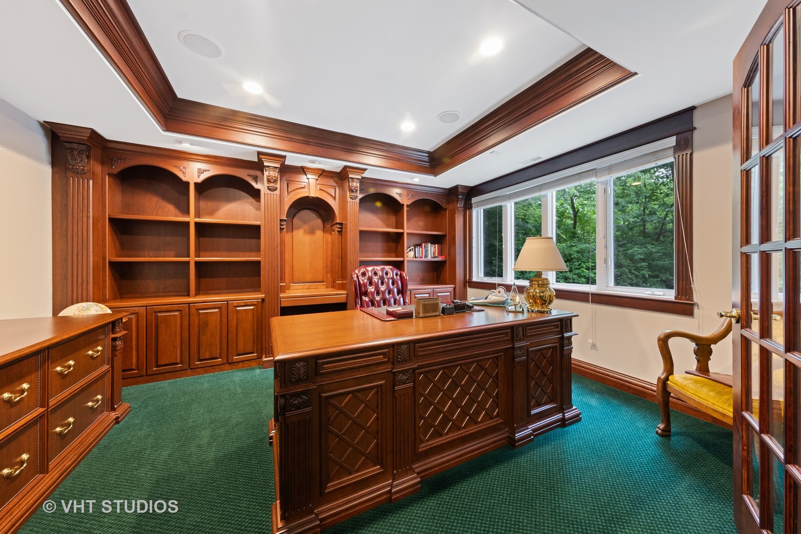 9301 Falling Waters Drive East Burr Ridge, IL 60527 - Photo 24 of 44 a view of a open kitchen with a large window
