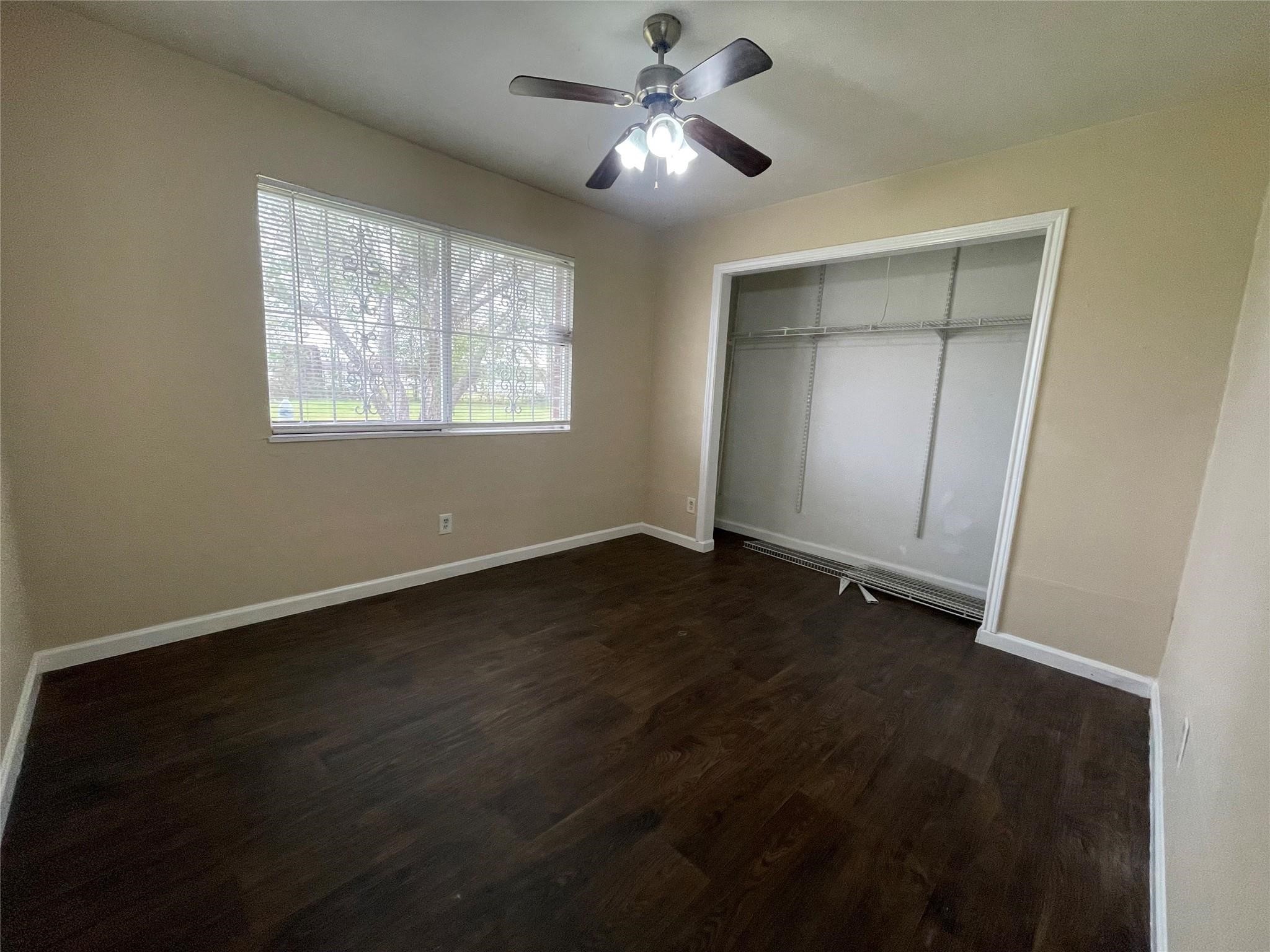 3814 Colvin Street Houston, TX 77013 - Photo 7 of 12