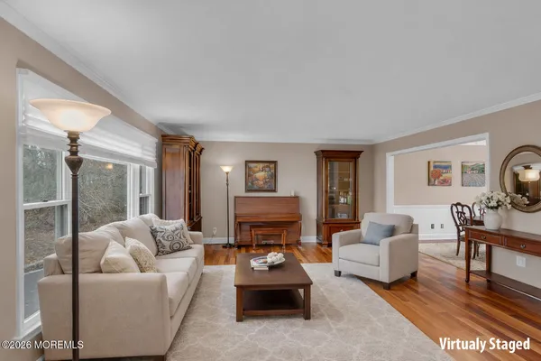 $899,000 | 33 Beechwood Drive, Robbinsville, NJ 08691