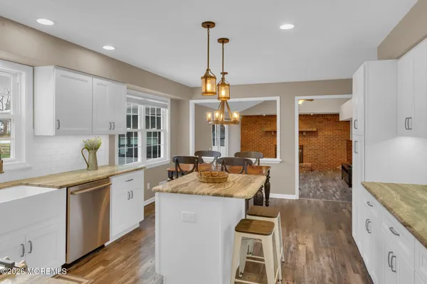 $899,000 | 33 Beechwood Drive, Robbinsville, NJ 08691