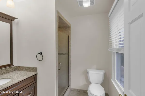 $899,000 | 33 Beechwood Drive, Robbinsville, NJ 08691