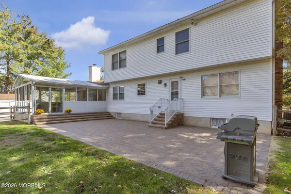 $899,000 | 33 Beechwood Drive, Robbinsville, NJ 08691