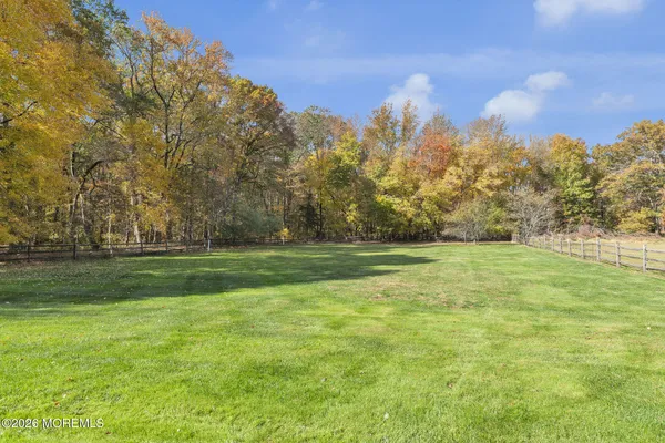 $899,000 | 33 Beechwood Drive, Robbinsville, NJ 08691