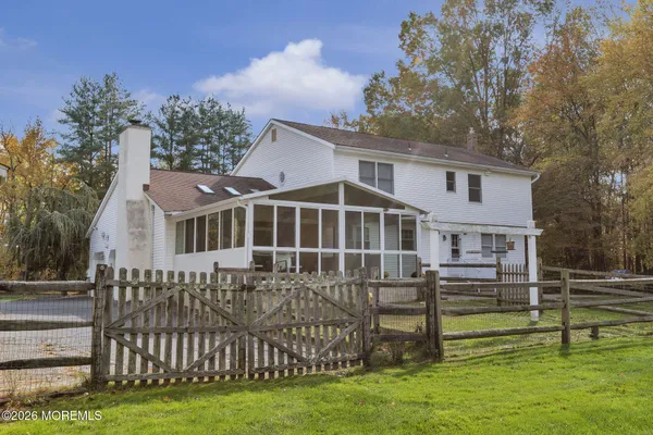 $899,000 | 33 Beechwood Drive, Robbinsville, NJ 08691
