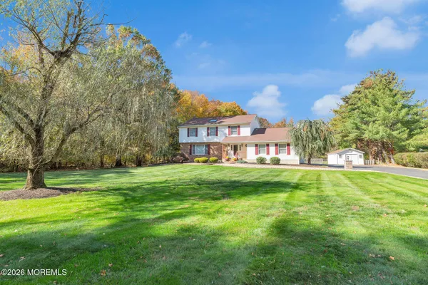 $899,000 | 33 Beechwood Drive, Robbinsville, NJ 08691