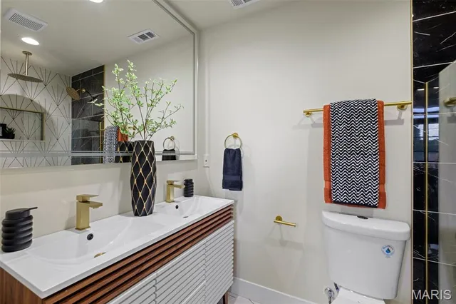 $275,000 | 3144 Potomac Street, St. Louis, MO 63118