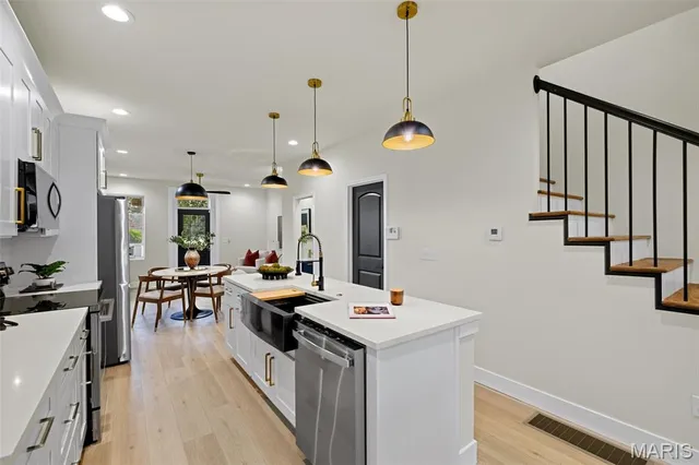 $275,000 | 3144 Potomac Street, St. Louis, MO 63118